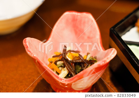 酒店晚餐供應日本料理 82833049