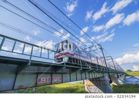 Keio Line Seiseki Sakuragaoka Tamagawa Bridge Train Blue Sky Tamagawa 82834194