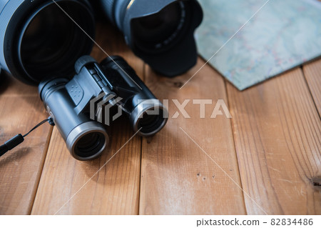 Binoculars outdoor equipment image material Binoculars outdoor equipment image material 82834486