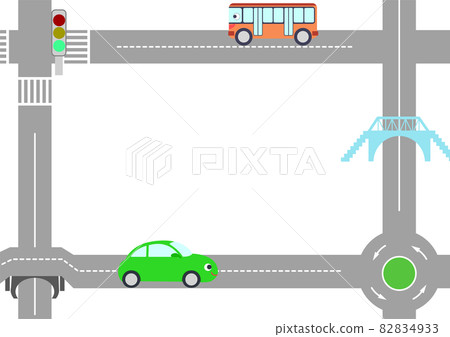 綠色小客車和公共汽車微笑通過的場景的留言卡。 綠色小客車和公共汽車微笑通過的場景的留言卡。 82834933