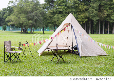 搭帳篷，享受露營 82836162