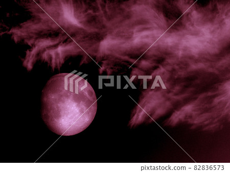 The moon in the night sky The moon in the night sky 82836573