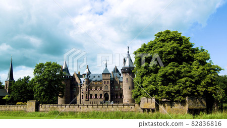 Medieval Castle de Haar 82836816
