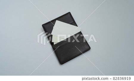 Business card and business card holder 82836919