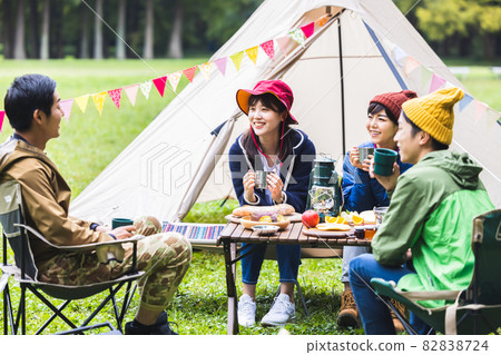 喜歡露營的朋友 82838724