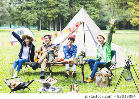 Friends who enjoy camping Friends who enjoy camping 82839894