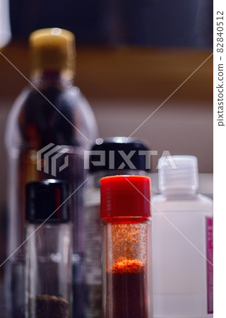 5 seasonings 82840512