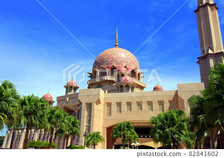 Malaysia_Pink Mosque 03 Malaysia_Pink Mosque 03 82841602