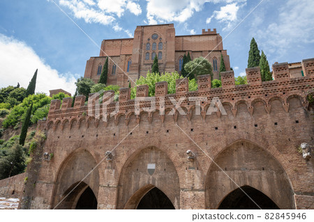 Closeup facade of Fontebranda 82845946