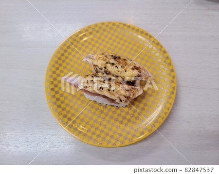 Grilled bintro mayonnaise 82847537