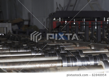 Rolling mill shafts for profiled sheet production 82848954