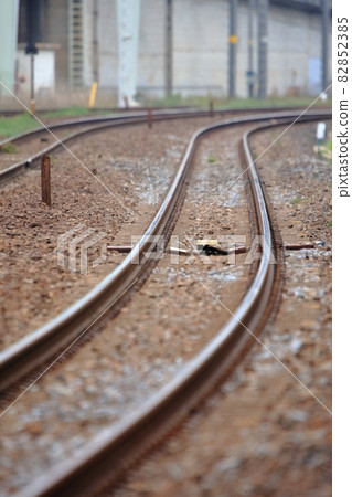 Railroad track image 82852385