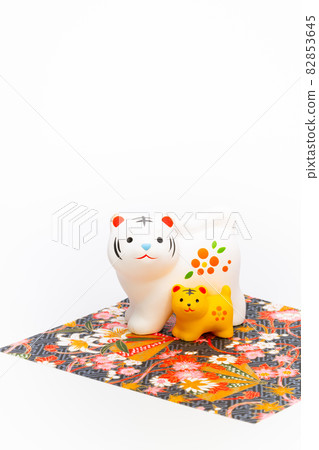 The Zodiac of 2022 is the material for the New Year's card of the Tiger Tiger. 82853645