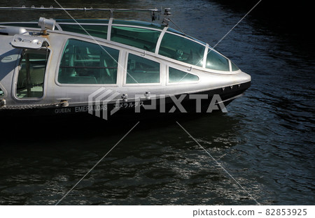 Sumida River Cruise Ship Queen Emeraldas 82853925