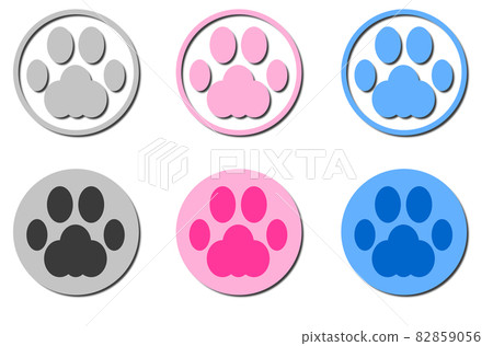 Illustration of a cute animal paw-shaped stamp Illustration of a cute animal paw-shaped stamp 82859056