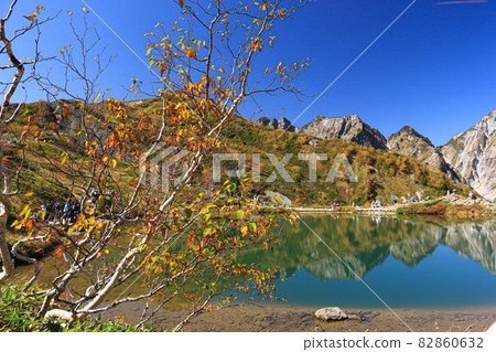 Autumn in the Northern Alps Happo Ridge Happo Pond and Ushirotateyama Mountain Range (Tengu Ridge, Fukuki Killet) Autumn in the Northern Alps Happo Ridge Happo Pond and Ushirotateyama Mountain Range (Tengu Ridge, Fukuki Killet) 82860632