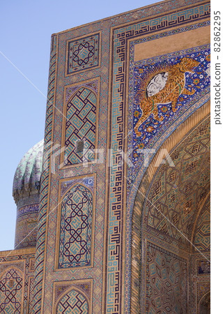 Shell dollar madrassa in Samarkand, Uzbekistan 82862295