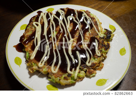 Very delicious traditional Japanese food Very delicious traditional Japanese food 82862663