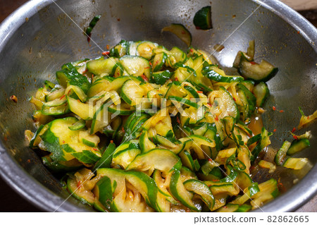 Very delicious traditional Japanese food Very delicious traditional Japanese food 82862665