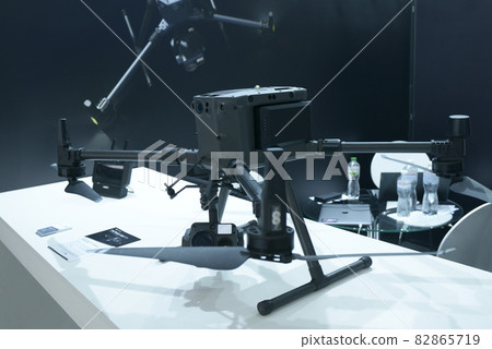 Industrial drone with dual camera aboard placed on stand Industrial drone with dual camera aboard placed on stand 82865719