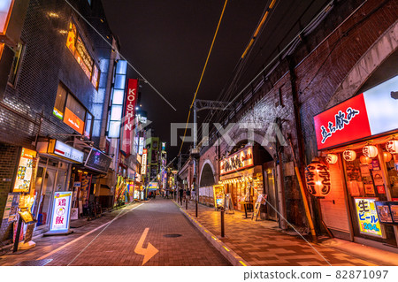 Tokyo cityscape of Japan Overlooking the bar in front of Kanda station. The declaration has been lifted, but = October 9th Tokyo cityscape of Japan Overlooking the bar in front of Kanda station. The declaration has been lifted, but = October 9th 82871097