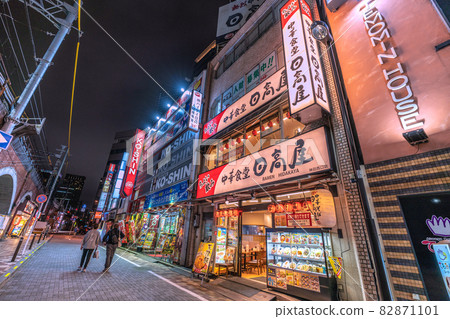 Tokyo cityscape of Japan Overlooking the bar in front of Kanda station. The declaration has been lifted, but = October 9th Tokyo cityscape of Japan Overlooking the bar in front of Kanda station. The declaration has been lifted, but = October 9th 82871101