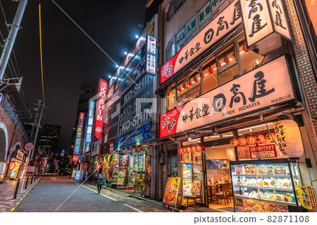Tokyo cityscape of Japan Overlooking the bar in front of Kanda station. The declaration has been lifted, but = October 9th Tokyo cityscape of Japan Overlooking the bar in front of Kanda station. The declaration has been lifted, but = October 9th 82871108
