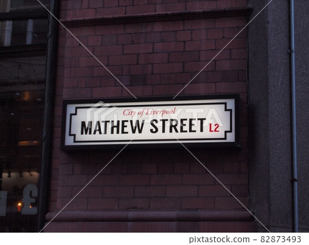 Matthew Street 82873493