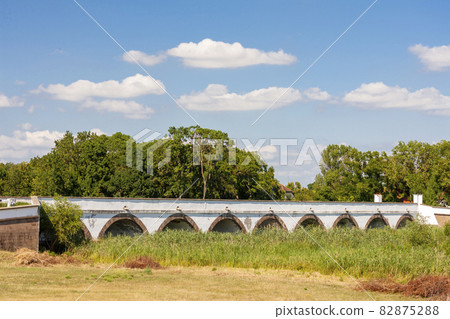 Bridge near the village Hortobagy, NP Hortobagy, Hungaria 82875288