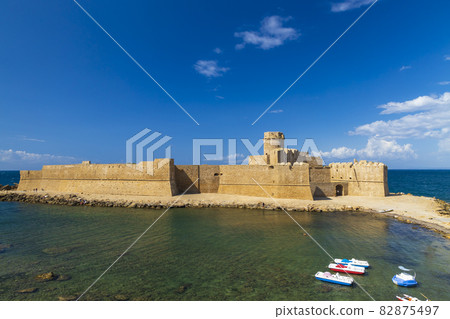 Castle in Isola di Capo Rizzuto, Province of Crotone, Calabria, Italy 82875497