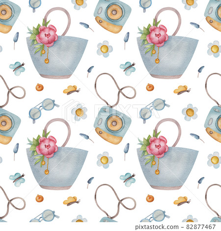 Seamless watercolor pattern with photo camera, flower, summer bag and glasses on white background. Ideal for postcards, greeting cards, wrapping and other design. Seamless watercolor pattern with photo camera, flower, summer bag and glasses on white background. Ideal for postcards, greeting cards, wrapping and other design. 82877467