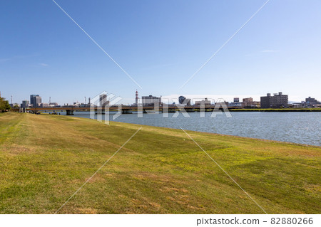 信濃川安城堤 新潟市 82880266