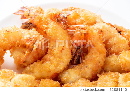 各種油炸食品,主要是炸蝦。 各種油炸食品,主要是炸蝦。 82881140