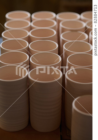 Picture of different products from clay Picture of different products from clay 82884713