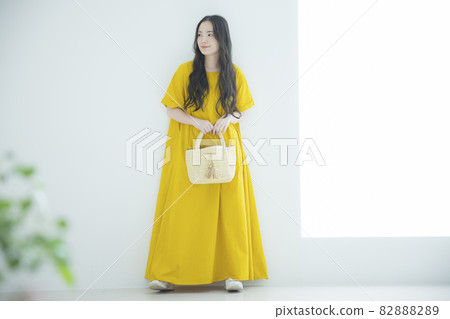 Brown furisode total aperture Brown furisode total aperture 82888289