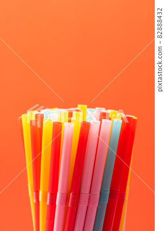 Straw plastic Straw plastic 82888432