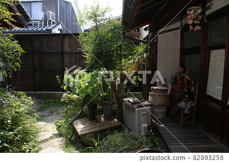 奈良市柏原市今井町 82893258