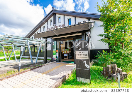 兵庫縣豐岡市,晴天的兵庫縣立鸛城公園,鸛文化中心 兵庫縣豐岡市,晴天的兵庫縣立鸛城公園,鸛文化中心 82897728