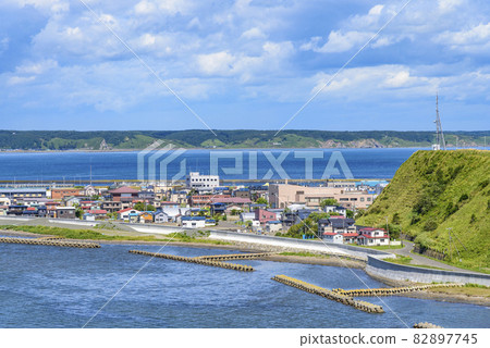 Hokkaido Kiritappu Town and the Sea 82897745