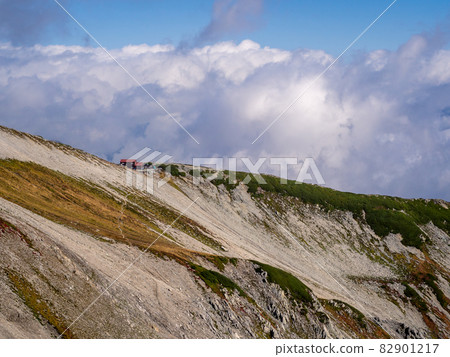 Beautiful ridgeline and view of Kuranosuke Hut 82901217