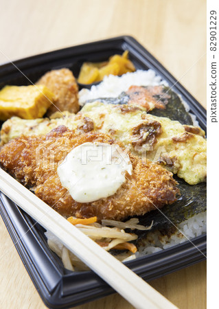 美味便利店的紫菜便當 美味便利店的紫菜便當 82901229