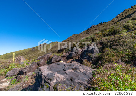 Kokonoe mountain climbing in autumn Kokonoe mountain climbing in autumn 82905588