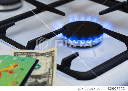 money, dollar, fire 82907612