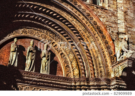 Statues on the entrance of a church in Perugia Statues on the entrance of a church in Perugia 82909989