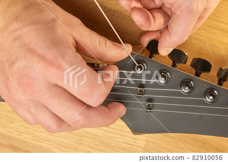 New strings on electric guitar New strings on electric guitar 82910056