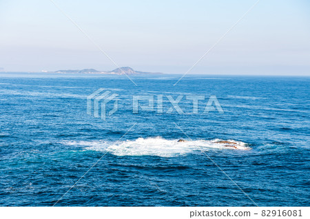 秋日晴朗，白浪蔚藍的七塚觀光景點 82916081