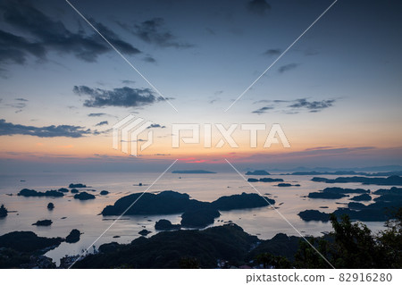 Scenery of the setting sun over Kujukushima at dusk in autumn Scenery of the setting sun over Kujukushima at dusk in autumn 82916280