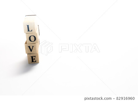 字母 現金 錢 82916960