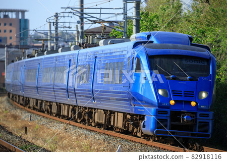 JR Kyushu 883 series limited express "Sonic" JR Kyushu 883 series limited express "Sonic" 82918116