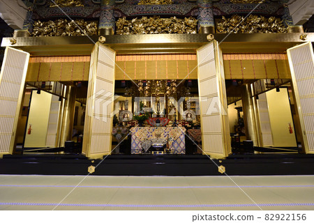 Inside view of the main hall (main building) of Tsukiji Honganji Temple Inside view of the main hall (main building) of Tsukiji Honganji Temple 82922156